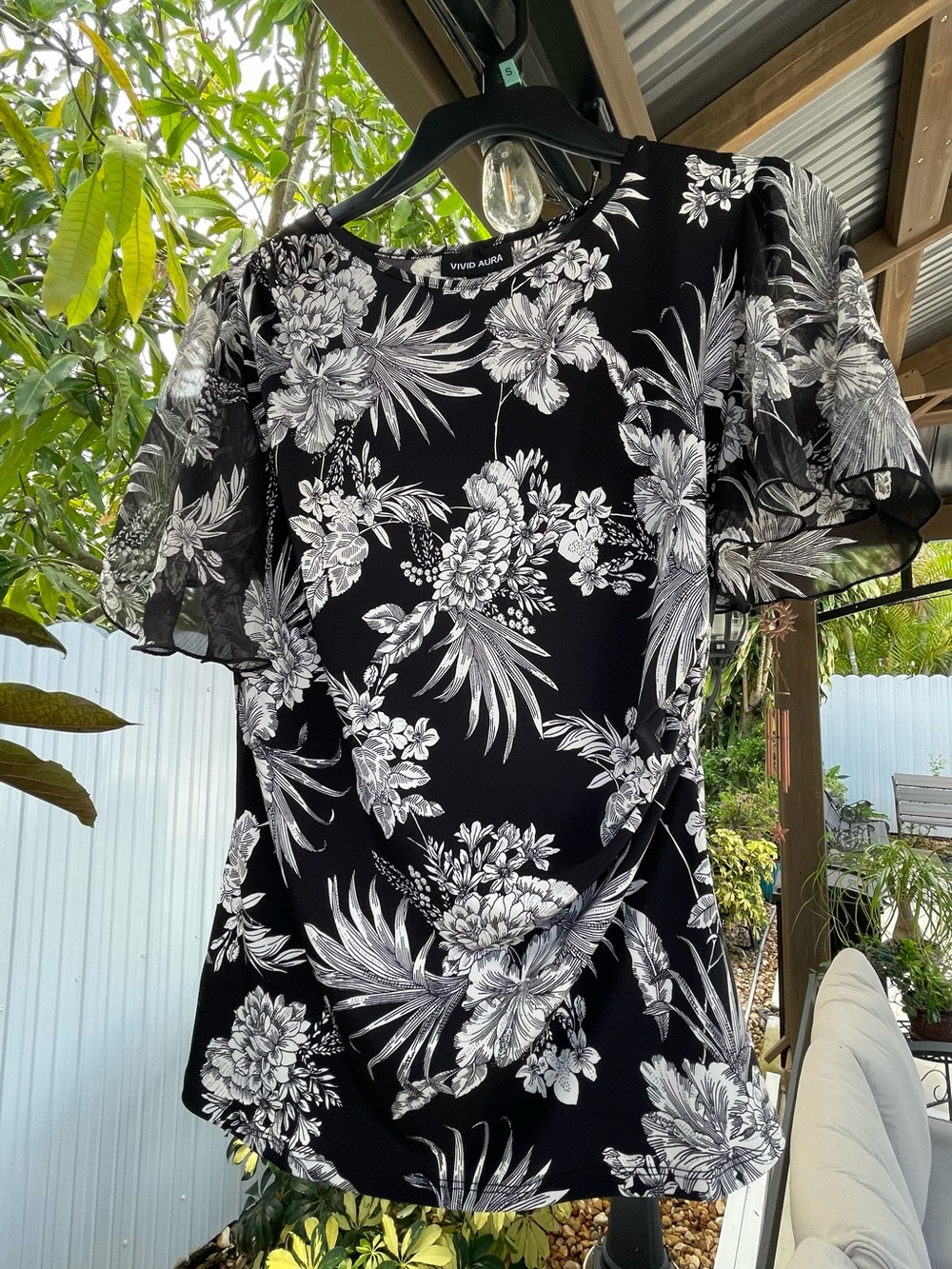 Vivid Aura Black & White Floral Flutter-Sleeve Blouse